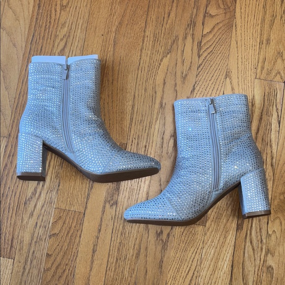 Top Moda *NEW* HESTER-15 Ankle Boots Block Heel Rhinestone Bling Sliver Zip 10 - Picture 8 of 15